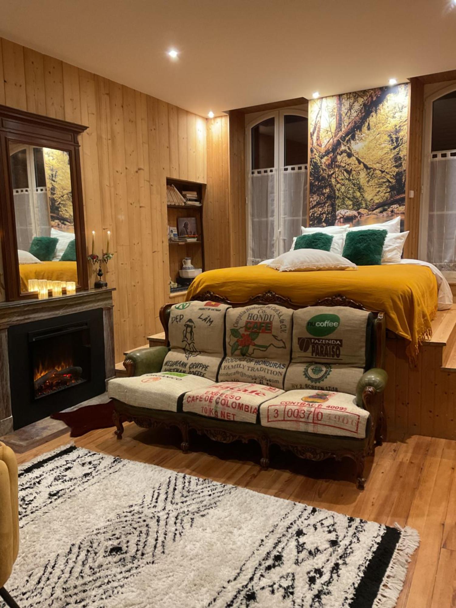 A Nouste Chambres D'Hotes Et Gite Only Adults Campan Esterno foto