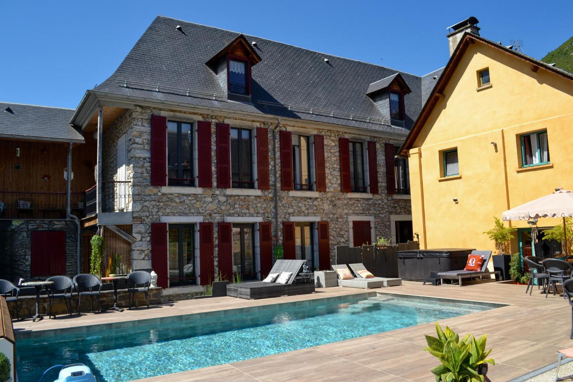 A Nouste Chambres D'Hotes Et Gite Only Adults Campan Esterno foto